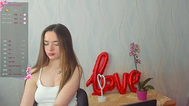 Bella XO online show from May 24, 11:15 am
