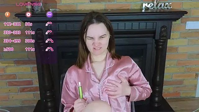 Ellie Sunset online show from April 28, 8:30 am