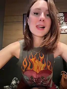 Snapshot of Dina_Tease chatting on July 6, 8:22 am Dina Tease online show from July 6, 8:22 am