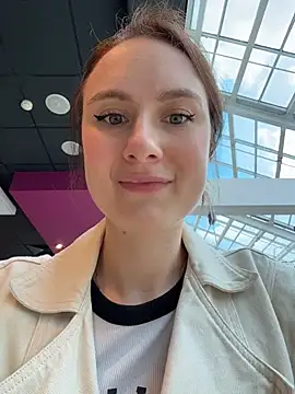 Snapshot of Dina_Tease chatting on July 9, 9:57 am Dina Tease online show from July 9, 9:57 am