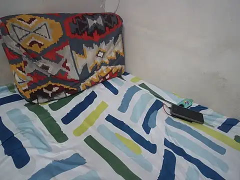 Snapshot of Lundmasti69 chatting on June 8, 8:42 pm Lundmasti69 online show from June 8, 8:42 pm