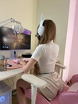 your girl next door online show from September 27, 2:55 pm