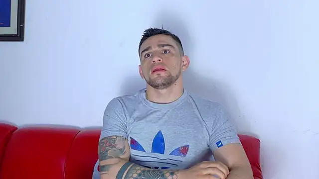 Sexy Alejandro  online show from March 11, 12:33 pm