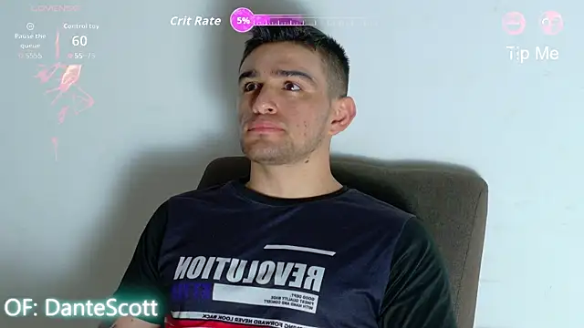 Snapshot of Sexy_Alejandro_ chatting on April 27, 11:30 am Sexy Alejandro online show from April 27, 11:30 am