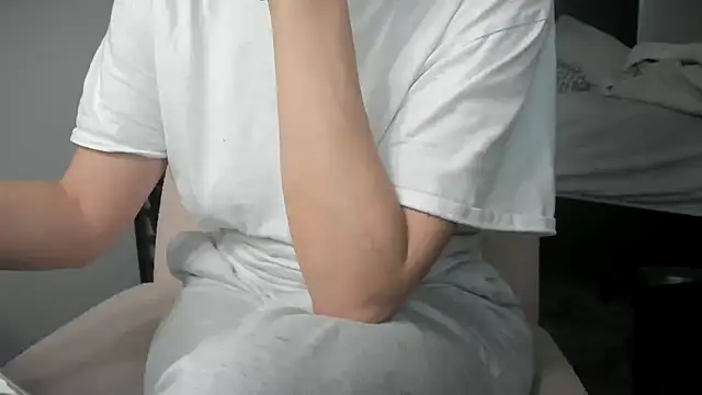 Snapshot of bigb00tyjudyyX chatting on February 16, 5:09 pm bigb00tyjudyyX online show from February 16, 5:09 pm