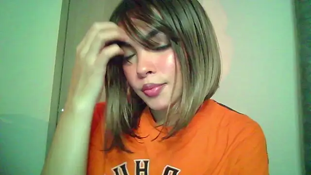 Kiri Cutee online show from October 22, 4:02 am