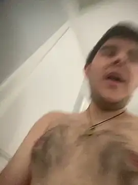 Yann 18 online show from September 20, 7:26 pm