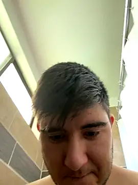 Yann 18 online show from November 1, 5:04 pm