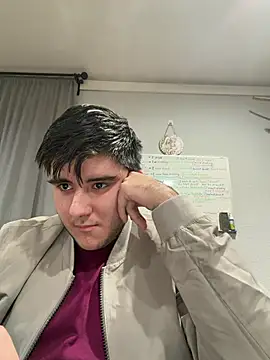 Yann 18 online show from January 14, 1:55 am