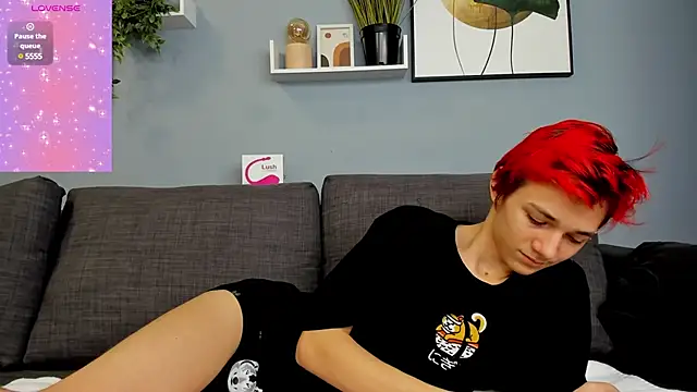 Snapshot of Viego_Pattel chatting on December 25, 5:37 pm Viego Pattel online show from December 25, 5:37 pm