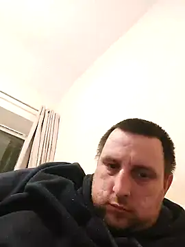 HE-M123 online show from December 18, 10:35 pm