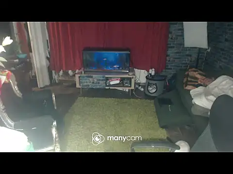 Snapshot of mikeythebestsucker chatting on February 15, 10:52 pm mikeythebestsucker online show from February 15, 10:52 pm