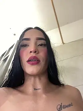 Snapshot of Exotic_girl666 chatting on April 21, 2:51 am Exotic girl666 online show from April 21, 2:51 am