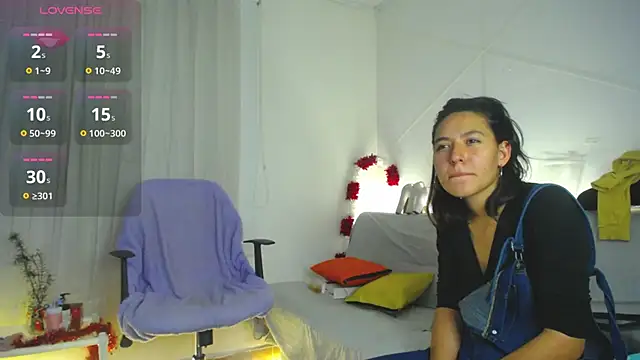 Snapshot of 911Calling chatting on December 30, 3:47 am 911Calling online show from December 30, 3:47 am