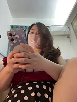 Snapshot of Angie_88 chatting on May 25, 4:57 pm Angie 88 online show from May 25, 4:57 pm