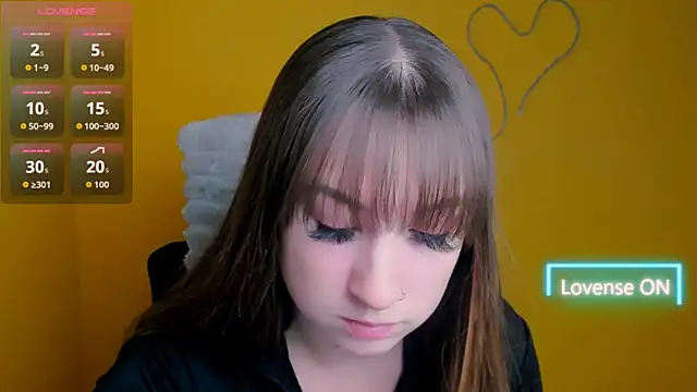 Snapshot of Evelina_GG chatting on January 17, 12:32 pm Evelina GG online show from January 17, 12:32 pm