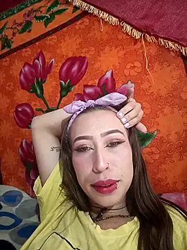 Snapshot of samy-blonde chatting on May 19, 2:01 pm samy-blonde online show from May 19, 2:01 pm