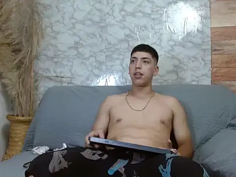 aaron antonella mds online show from October 19, 8:42 pm