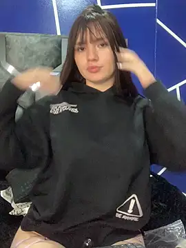 angel natural online show from February 19, 1:18 am