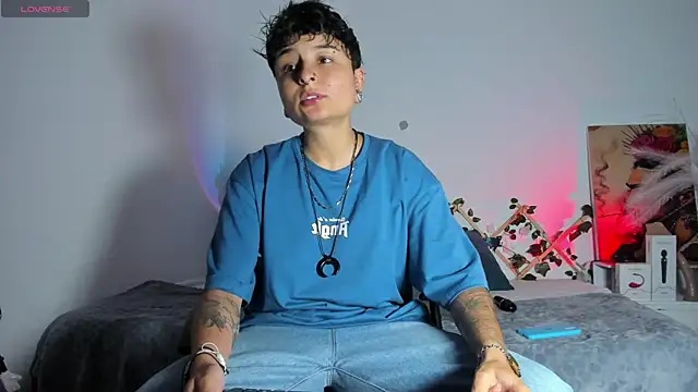 Snapshot of ZuryRamirez_ chatting on March 2, 11:31 pm ZuryRamirez online show from March 2, 11:31 pm