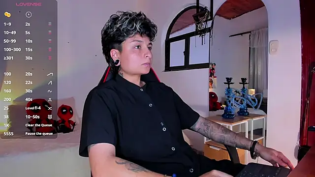 Snapshot of ZuryRamirez_ chatting on June 4, 5:30 pm ZuryRamirez online show from June 4, 5:30 pm