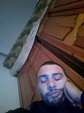 Hazembahloul online show from January 12, 10:15 pm