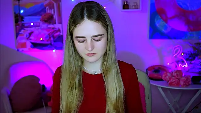 Snapshot of DeboraLarson chatting on February 14, 4:04 am DeboraLarson online show from February 14, 4:04 am