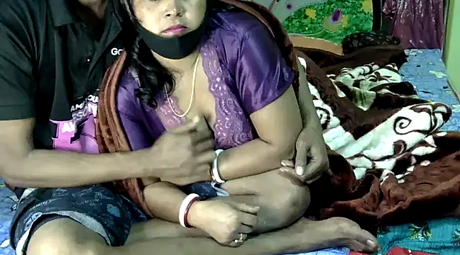 Snapshot of Couple_For_You18 chatting on January 3, 5:10 pm Couple For You18 online show from January 3, 5:10 pm