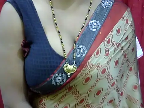 Snapshot of HOT-SEEMAA chatting on November 27, 10:34 pm HOT-SEEMAA online show from November 27, 10:34 pm