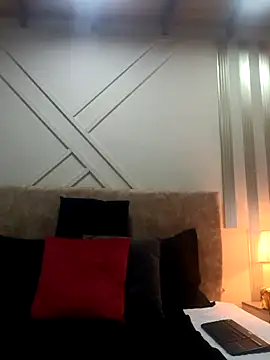 ashley  foxx  online show from March 31, 1:44 pm