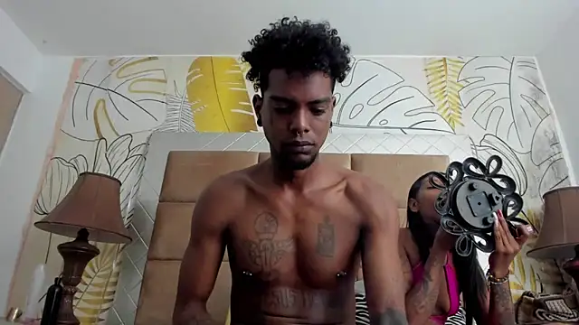 Snapshot of hot_ebanospicy chatting on December 23, 12:52 pm hot ebanospicy online show from December 23, 12:52 pm