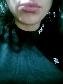 Kasandra02 online show from February 9, 6:11 am