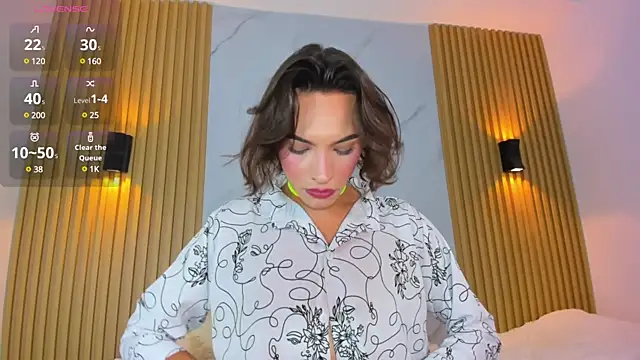 Snapshot of miss_Ari chatting on February 18, 7:41 pm miss Ari online show from February 18, 7:41 pm