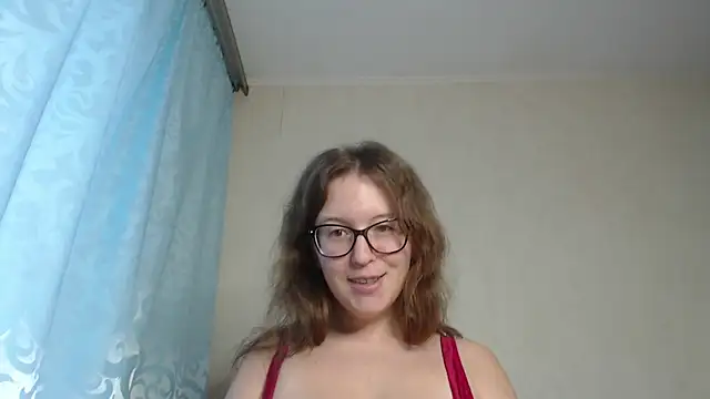 Snapshot of Ari_Storm chatting on December 20, 10:05 am Ari Storm online show from December 20, 10:05 am