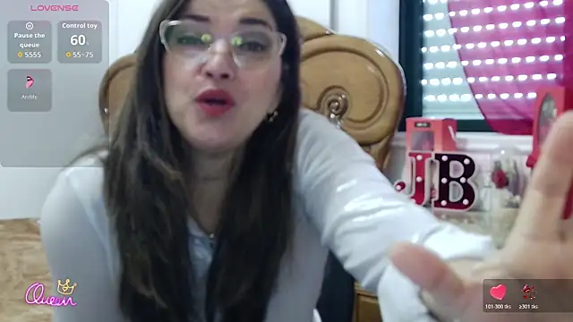 Julie Boronat26 online show from March 20, 10:53 am