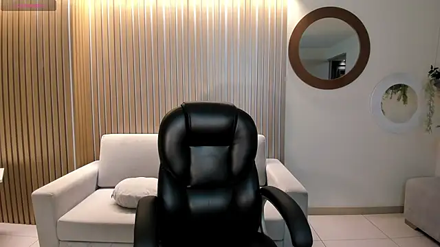 GabriellaLee online show from April 18, 3:21 am