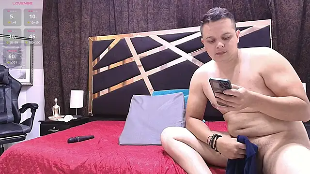 tiffanyandClark online show from February 10, 11:31 pm