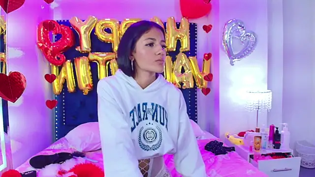 Tifanny noa online show from February 18, 3:21 pm