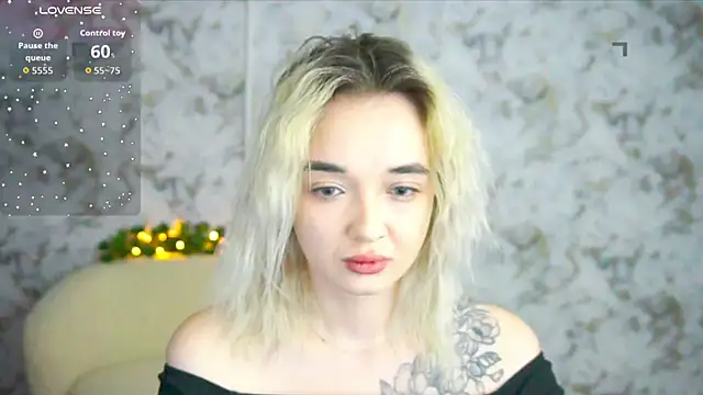 Ashley S online show from April 6, 10:11 pm