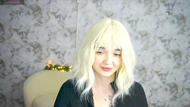Snapshot of Ashley_S chatting on May 21, 10:17 pm Ashley S online show from May 21, 10:17 pm