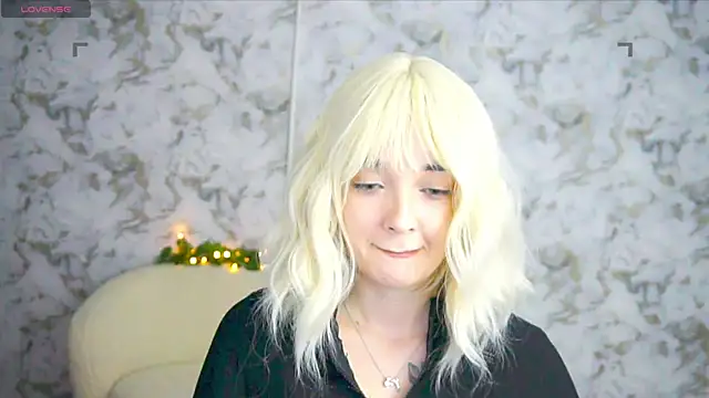 Snapshot of Ashley_S chatting on May 24, 10:26 pm Ashley S online show from May 24, 10:26 pm
