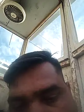 Snapshot of pintuS40 chatting on January 5, 10:53 am pintuS40 online show from January 5, 10:53 am