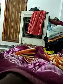 Snapshot of pintuS40 chatting on January 12, 11:47 pm pintuS40 online show from January 12, 11:47 pm