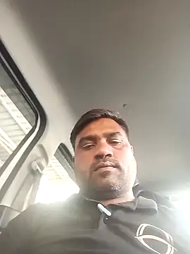 Snapshot of pintuS40 chatting on January 24, 10:21 am pintuS40 online show from January 24, 10:21 am