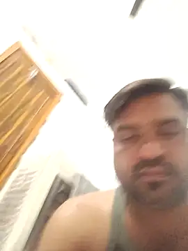 Snapshot of pintuS40 chatting on February 13, 2:42 pm pintuS40 online show from February 13, 2:42 pm