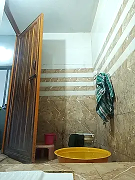 Snapshot of pintuS40 chatting on September 24, 2:26 am pintuS40 online show from September 24, 2:26 am