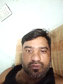 Snapshot of pintuS40 chatting on September 25, 1:31 am pintuS40 online show from September 25, 1:31 am