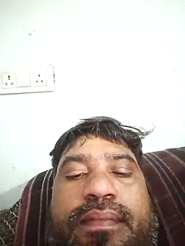 Snapshot of pintuS40 chatting on September 29, 1:55 am pintuS40 online show from September 29, 1:55 am