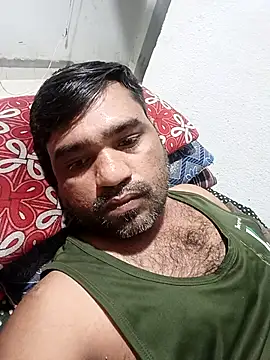 pintuS40 online show from April 11, 11:53 pm