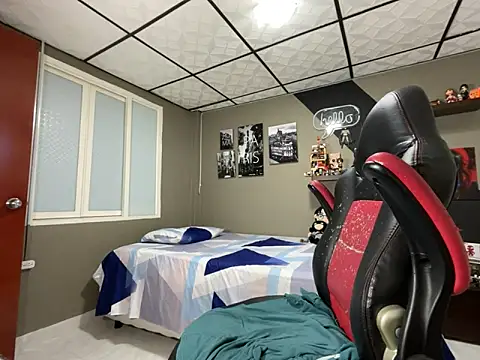 Snapshot of marcel_crawford96 chatting on February 1, 3:54 pm marcel crawford96 online show from February 1, 3:54 pm